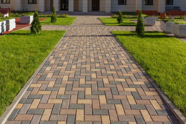 Cost of Paving Stones Installation in Northville